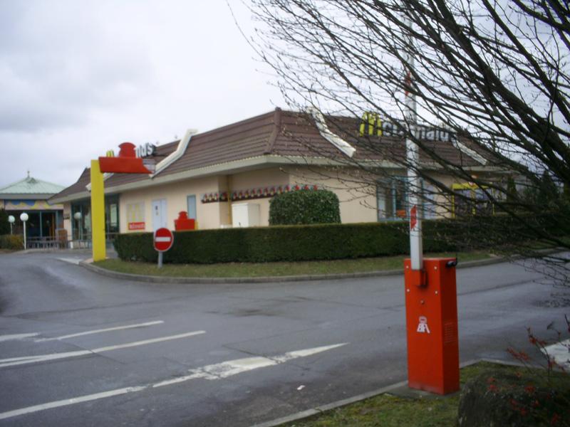 Contrôle d'accès et barrière automatique